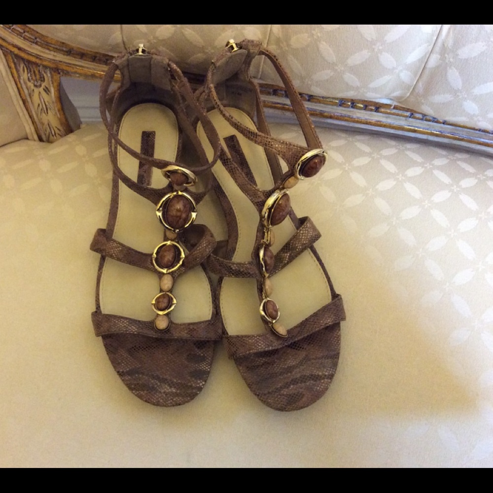 Bandolino Justress gladiator sandals size 8.5